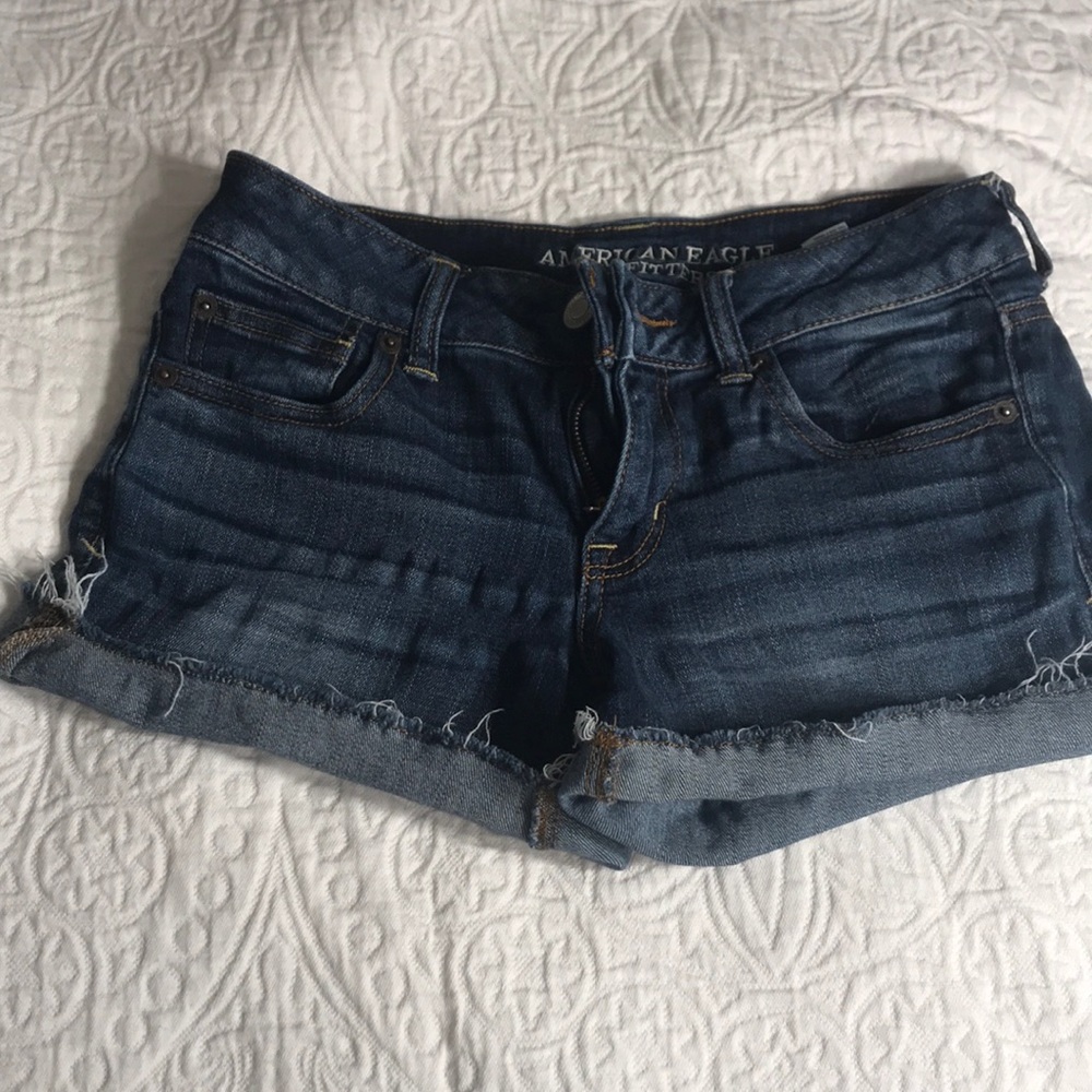 American Eagle super stretch cuffed shorts